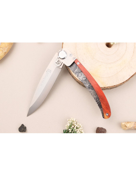 Le Coq Français Safari fällkniv Red Heart rött trähandtag 11,5cm + slida