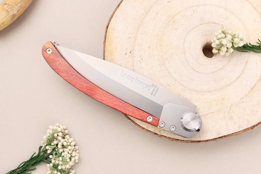 Klappmesser Le Coq Français Safari Red Heart handgefertigt aus rotem Holzgriff 11,5cm + Etui
