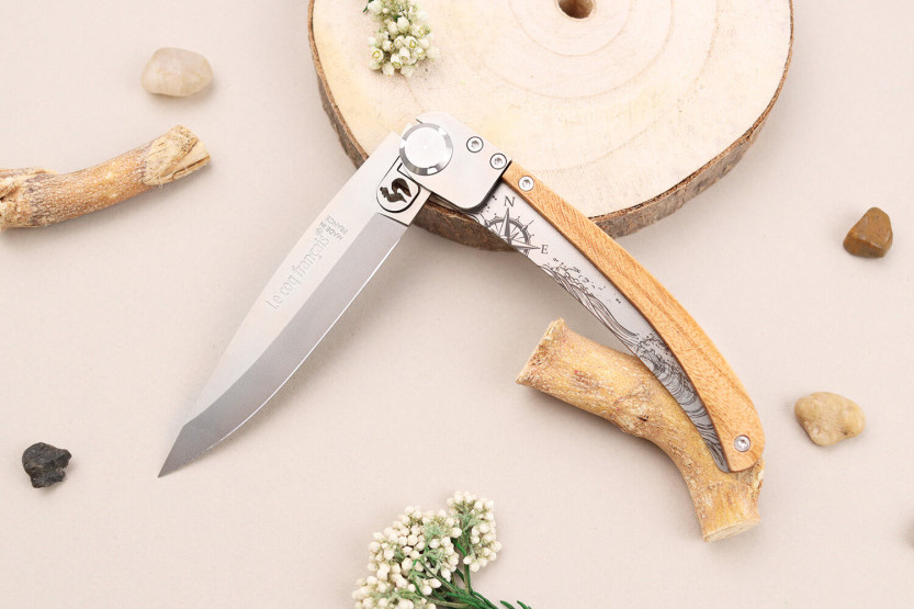 Le Coq Français Nautic foldekniv 11,5 cm håndtag i oliventræ + skede