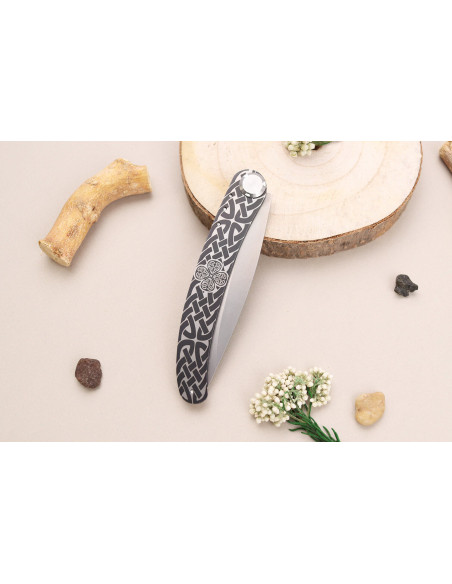 Le Coq Français Celtic folding knife with olive wood handle 11.5cm + case