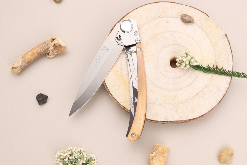 Le Coq Français Rivière foldekniv 11,5 cm håndtag i oliventræ + skede