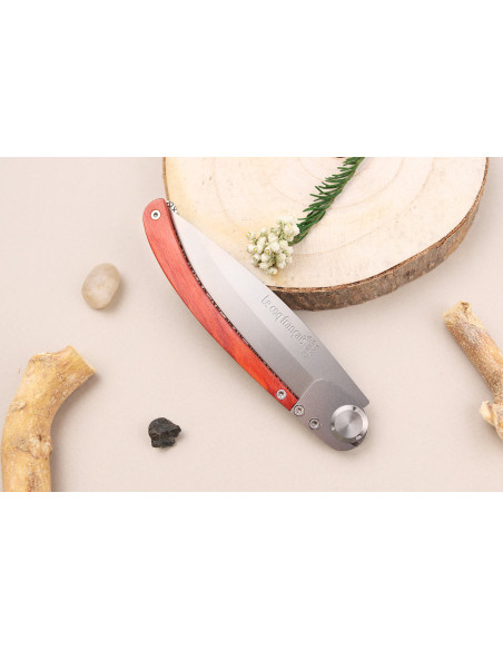 Le Coq Français Charlemagne Red Heart coltello pieghevole 11,5 cm manico in legno rosso + fodero