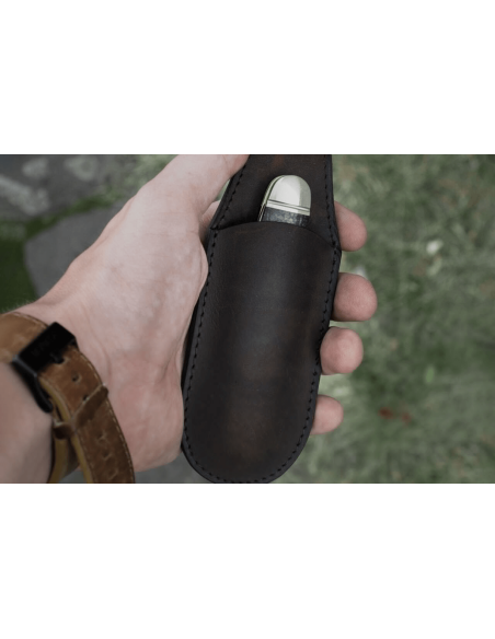 Böker 09BO292 stort magnetisk etui i brunt skinn 13 cm