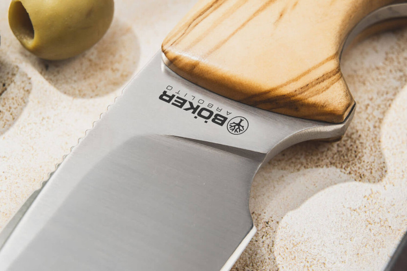 Böker Arbolito Vultur 02BA415 mes 9,8cm stalen lemmet olijf houten handvat + leren schede