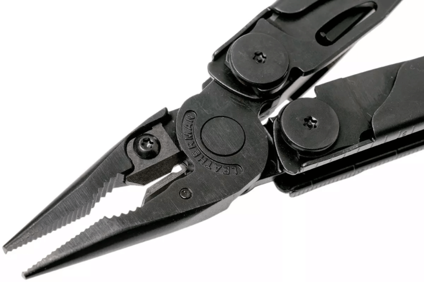 Alicate multifunções Leatherman Wave Plus Preto 832526 18 funções + estojo de nylon