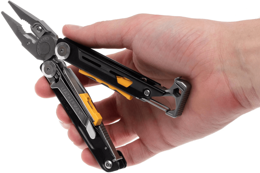 Leatherman Signal 832265 19-function multifunction pliers + nylon case