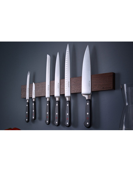 Wüsthof Classic bread knife with forged micro-serrated blade 23cm