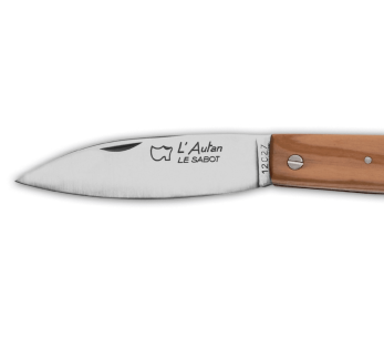 AU SABOT Cuchillo plegable L'Autan Acero Sandvik Mango de madera de olivo 11cm 2