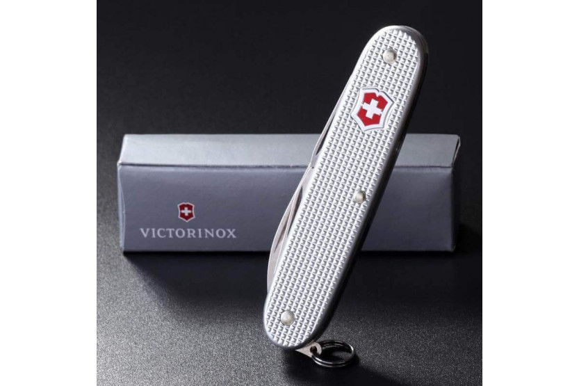 Victorinox Pioneer sveitsisk lommekniv med 4 deler