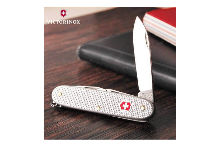 Coltello svizzero Victorinox Pioneer 4 pezzi