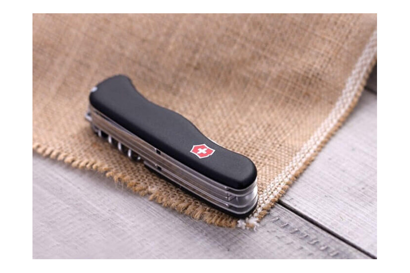 Victorinox Swiss Pocket Knife Outrider svart 111 mm 14 funksjoner