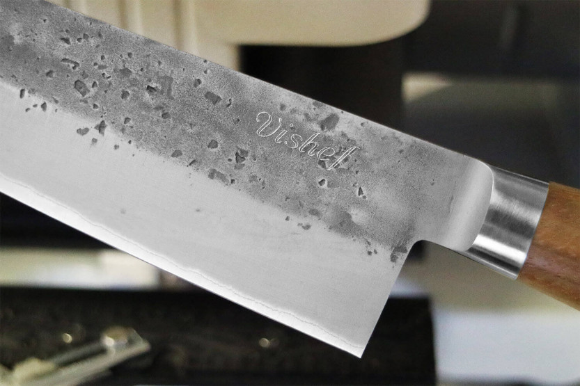 Grabado personalizado con diamante en la hoja