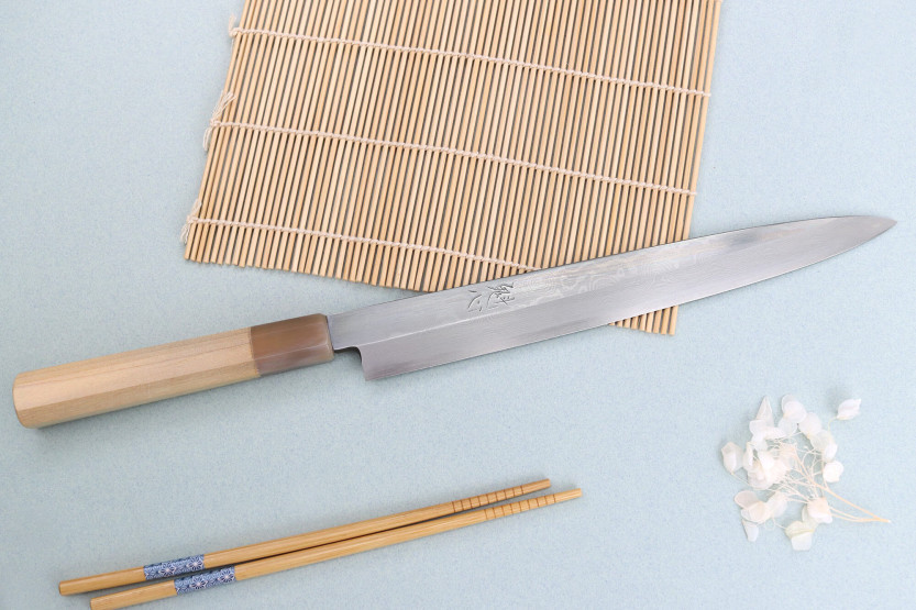 Nakamura Kaishin Ginsan Damaskus 27 cm japansk håndlavet yanagibakniv