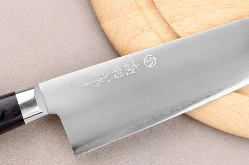 16,5cm Takamura VG10 Polerad japansk santokukniv
