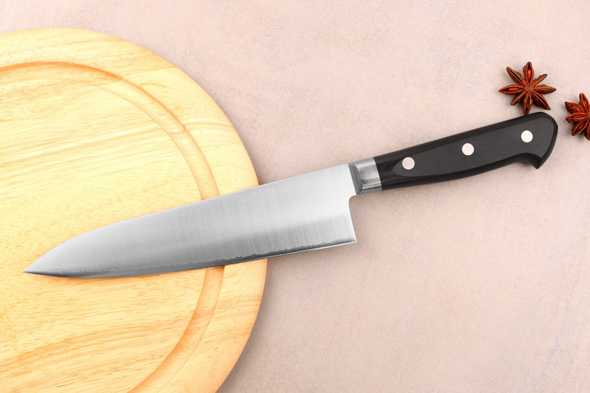 Coltello da chef giapponese da 18 cm Takamura VG10 lucidato a mano