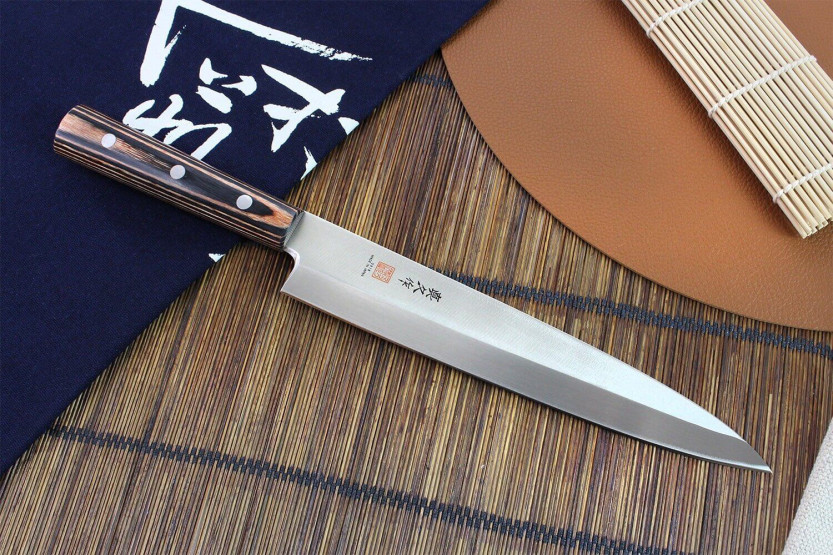 Coltello da sashimi MAC con manico in legno