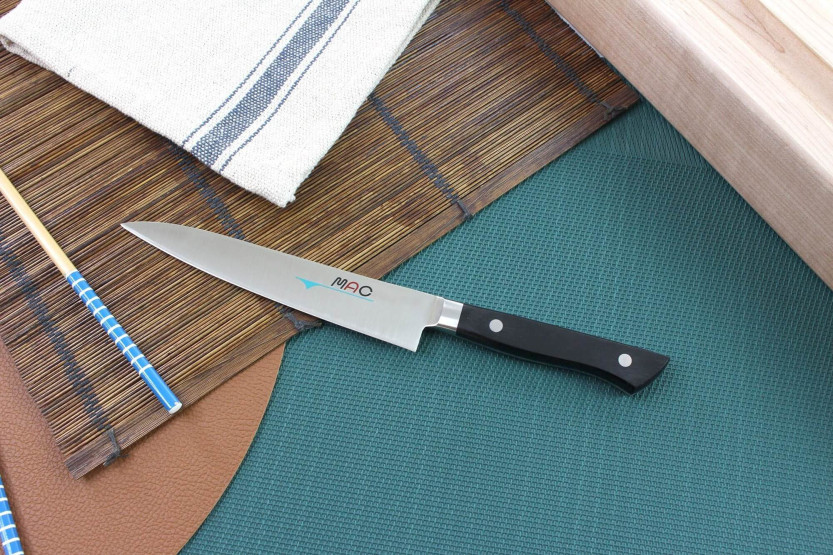 Cuchillo multiusos japonés MAC Professional de 15,5 cm