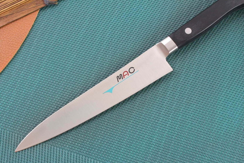 MAC Professional Japanese utility knife 15.5cm