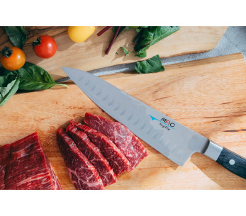 Faca de chef japonesa MAC Professionnal de 20 cm com design em favo de mel 2