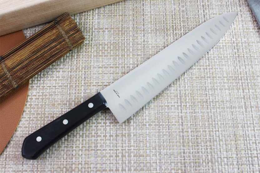 MAC Chef japansk kockkniv 25,5 cm blad med bikakestruktur