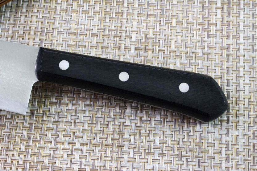 MAC Chef Japanilainen kokkiveitsi 21cm