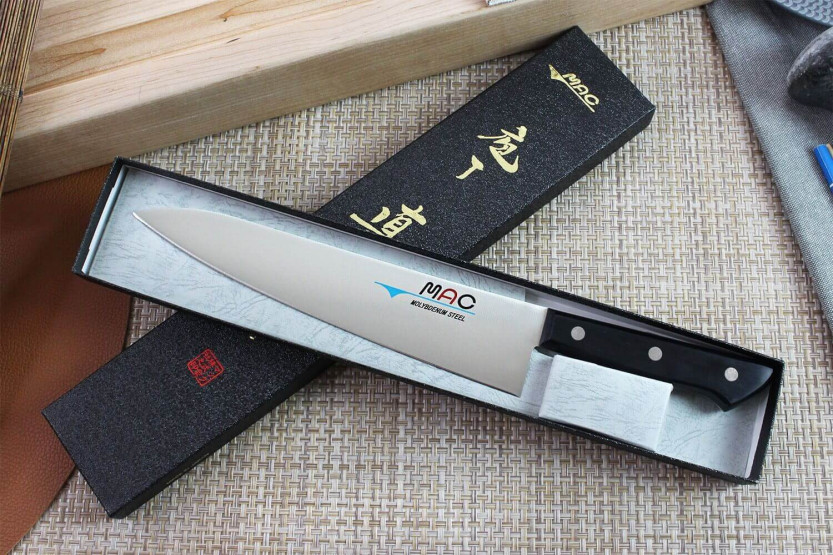 MAC Chef Japanilainen kokkiveitsi 21.5cm