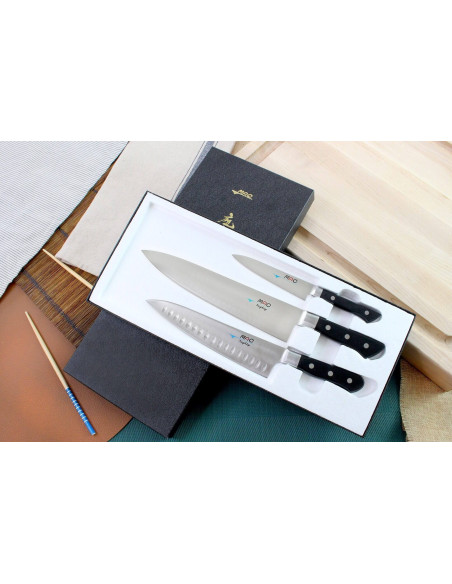 Set of 3 MAC Professional office japanese knives + chef alveolé 20cm + chef 24cm