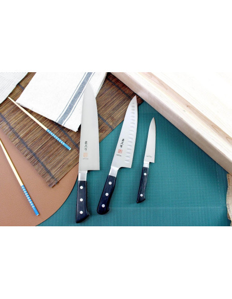 Set of 3 MAC Professional office japanese knives + chef alveolé 20cm + chef 24cm
