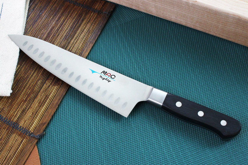 Set mit 2 japanischen Messern MAC Professional chef alvéolé + universal