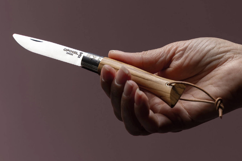 Faca Opinel Neo6 Lâmina de 7cm Cabo em madeira de oliveira Opiflex®.