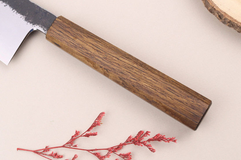 Faca de chef japonesa Hado Sumi B1D 24 cm feita à mão com cabo de carvalho