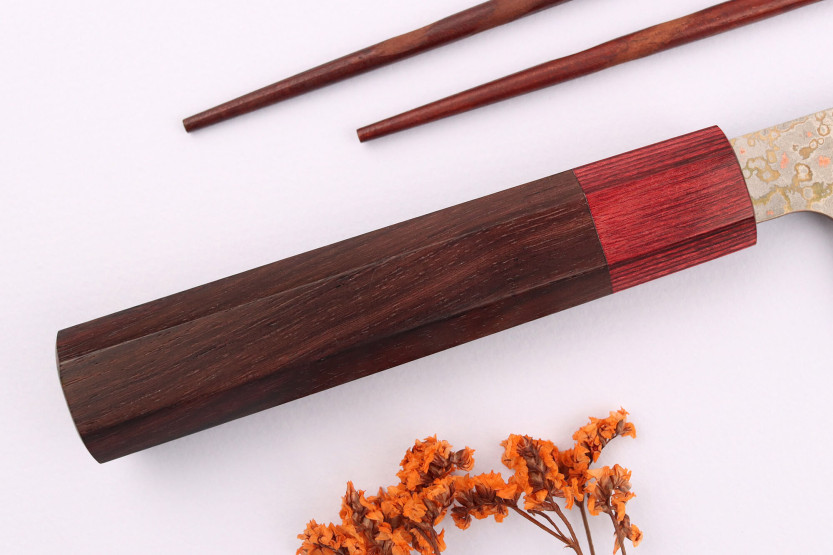 21 cm Takeshi Saji VG10 Rainbow Nashiji traditionell japansk kockkniv