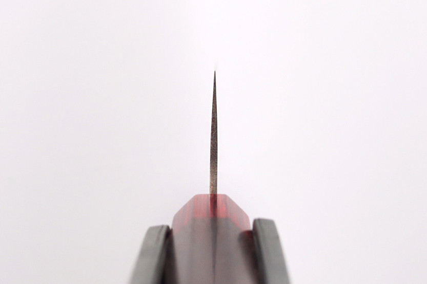 Faca de chef japonesa tradicional Takeshi Saji VG10 Rainbow Nashiji de 21 cm
