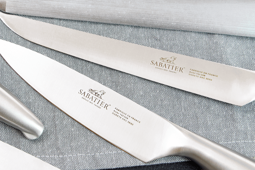 Madlavningskuffert Sabatier Fuso Nitro+ 7 knive fransk produktion + 1 slibestål