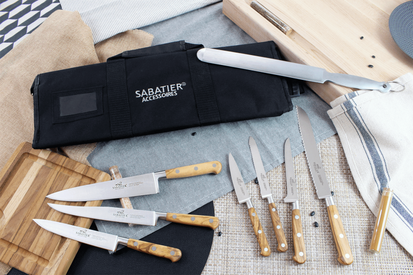 Valigetta da cuoco Sabatier Provençao 7 coltelli di fabbricazione francese + 1 pistola