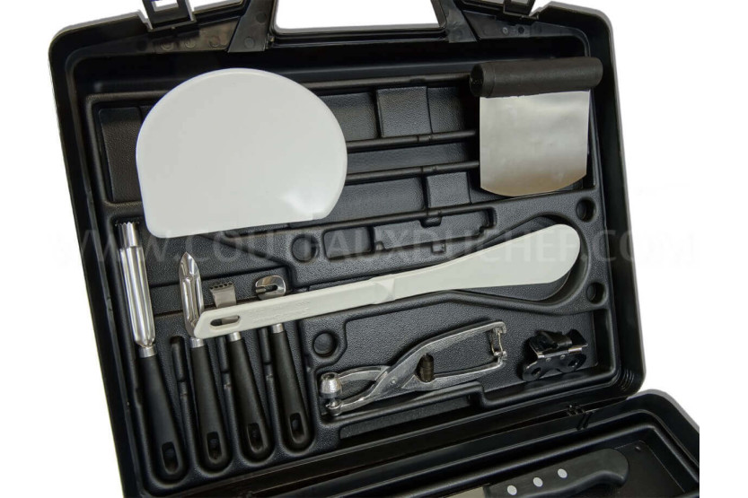 Patissier's case 19 utensils and accessories Au Nain
