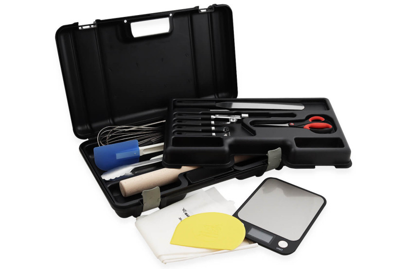 Mala de cozinha especial CAP/BEP da Fischer Bargoin com 18 utensílios + cadeado e balança
