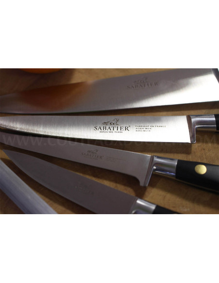 Koffer mit 4 Messern + 1 Wetzstahl Sabatier Chef französische Herstellung