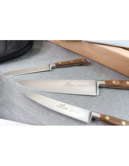 Valigetta da cucina Sabatier Périgord 5 coltelli di produzione francese + 1 acciaio per affilatura
