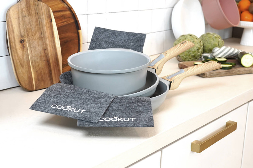 L'Incroyable Kit Cookut 2 stekpannor och 1 kastrull med avtagbart handtag - pärla