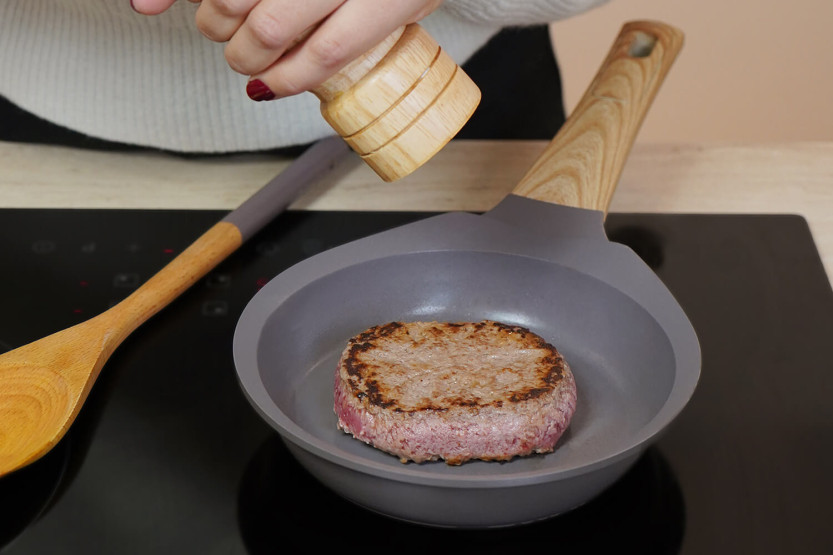 The Incredible Cookut mocha keramisk non-stick stekpanna