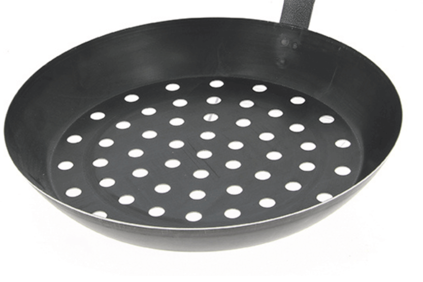 Perforated chestnut pan 5490.28 De Bu yer 28cm in blued sheet steel